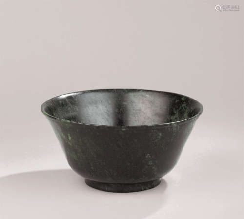 清代(1644-1911) 和田碧玉碗
