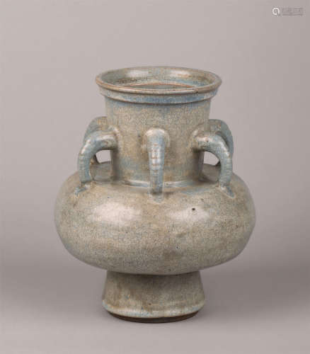 明代(1368-1644) 宜钧象耳瓶