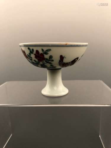 Chinese Doucai Cup with Chicken Design