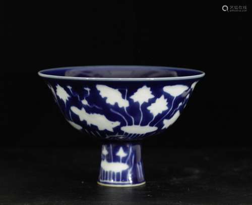 Chinese Blue Underglaze w/ White Glazed Cup