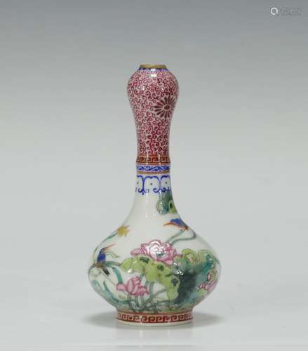 Chinese Famille Rose Porcelain Vase