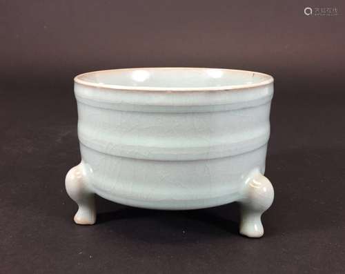 A GUAN WARE TRIPOD CENSER