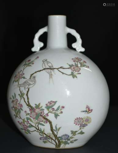 A FAMILLE ROSE MOONFLASK VASE