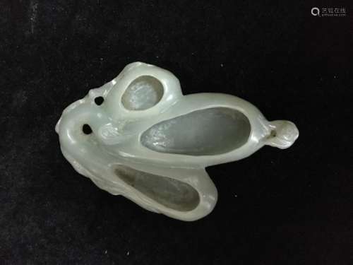 A CARVING JADE WASHER