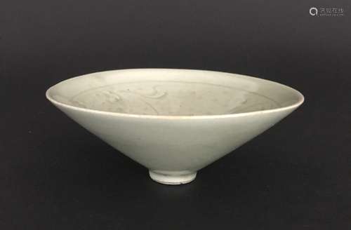 A YAOZHOU WARE BOWL