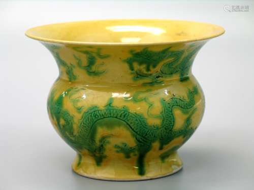 Chinese yellow and green glazed porcelain dragon vase