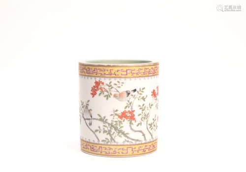Chinese famille rose porcelain brush pot.