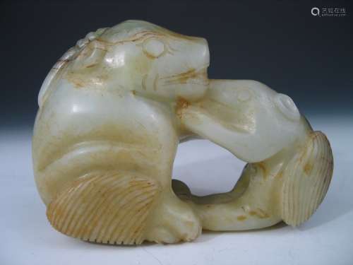 Chinese carved jade figure of beasts.