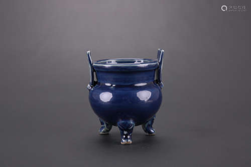 Chinese powder blue porcelain censor