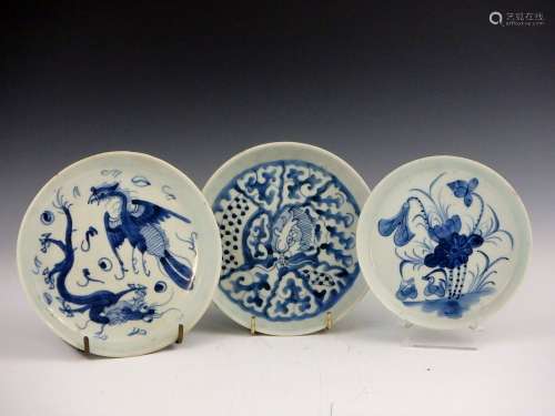 Three Chinese blue and white porcelain dishes, 19th