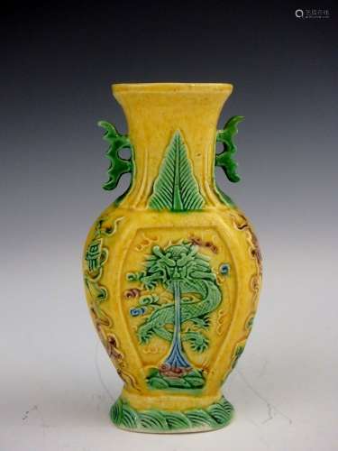 Chinese yellow and green porcelain dragon vase,