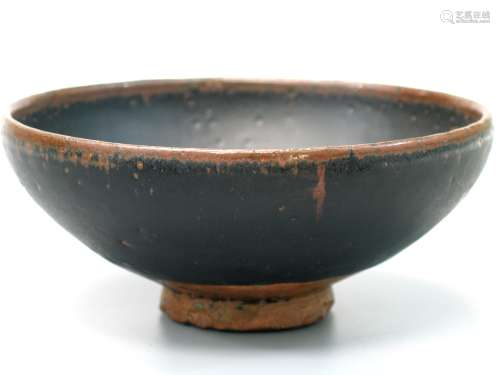 Chinese cizhou pottery bowl.