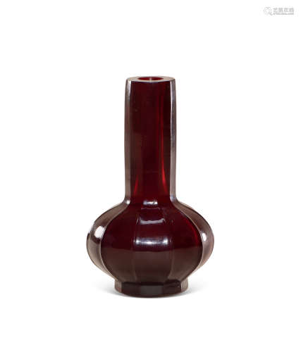 清  红色料器花瓶