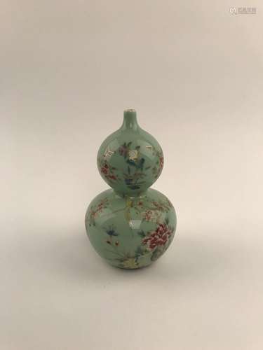 Chinese Famille Rose Vase