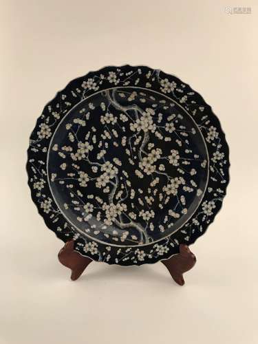 Chinese Blue and White Charger with Kangxi Mark
