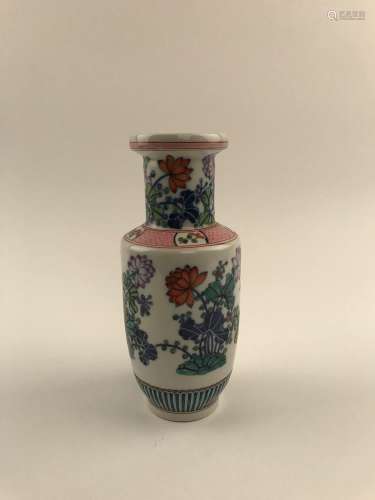 Chinese Ducai Flower Vase with Yongzheng Mark