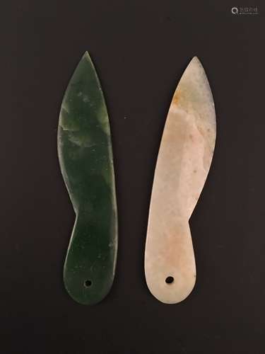 A pair of Green and White jade Knives