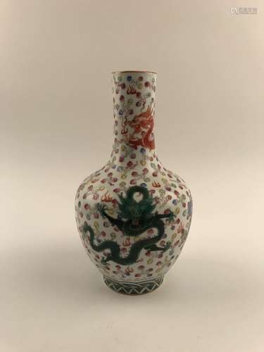 Chinese Qianlong Famille Rose Vase