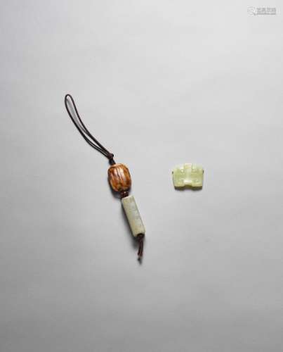A yellow jade 'mythical-beast' pendant