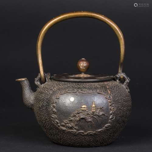 A JAPANESE TETSUBIN CAST IRON TEAPOT