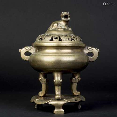 A CHINESE BRONZE TRIPOD CENSER