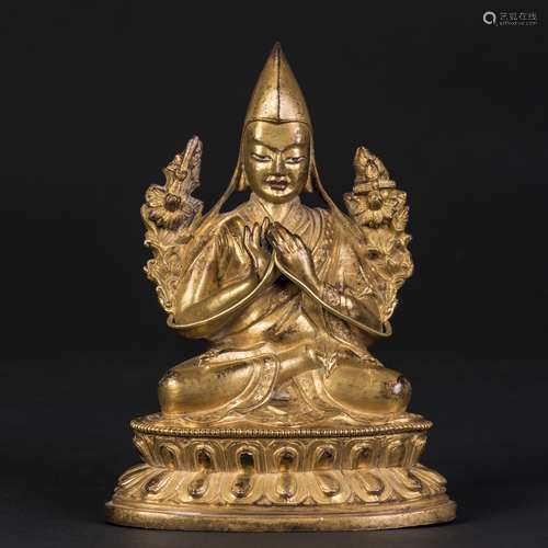 A GILT BRONZE FIGURE OF TSONGKHAPA BUDDHA