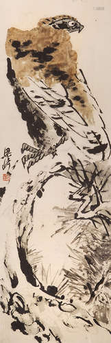 梁崎(1909-1996) 松鹰指画 设色纸本 立轴