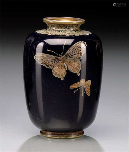 A SMALL CLOISONNÉ ENAMEL VASE WITH THREE BUTTERFLIES ON DARK BLUE GROUND, Japan, Meiji period - Formerly property from a Berlin private collection - Minor wear, one small restored chip