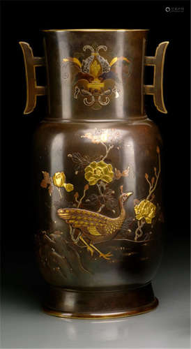 A FINE BRONZE VASE, Japan, signed ... ... ... Dai Nihon Etchû no kuni (e.g. Toyama) Hayashi sei, Meiji period, the front is decorated with a peacock next to a rock and flowering peonies, the back with a hibiscus plant, details in gold, copper and 'shakudo' - Property from an old South German private collection, assembled between 1970 and 2010 - Minor wear