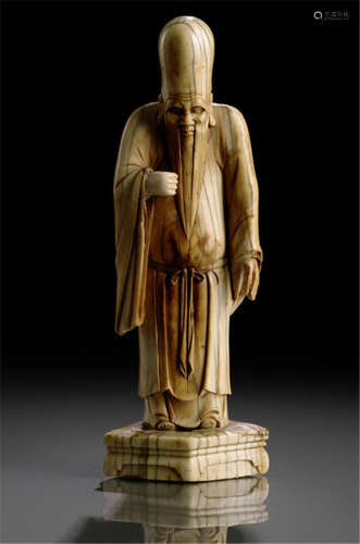 AN IVORY FIGURE OF SHOULAO ON A SOLID STAND