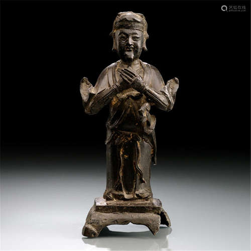 A BRONZE FIGURE OF A STANDING OFFICIAL, China, 17th ct