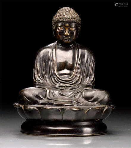 A BRONZE FIGURE OF BUDDHA AMIDA SEATED ON A LOTUS THRONE, Japan, Meiji period - Provenance: Formerly part of an old North German private collection - Minor wear