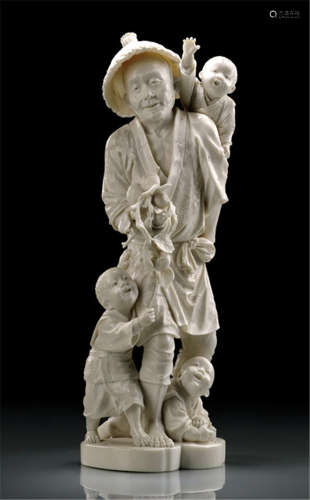 AN IVORY OKIMONO OF A PEASANT MAN WITH THREE CHILDREN, Japan, signed Shunzan, Meiji period, a finely carved figure of a peasant man wearing a straw hat and holding a spray with kaki fruits, accompanied by three little children - Provenance: Purchased from Kunst- und Auktionshaus Jürgen Fischer, Heilbronn, Sale 92S, 04.12.95, no. 723 - Minor wear, slightly chipped and re-stuck