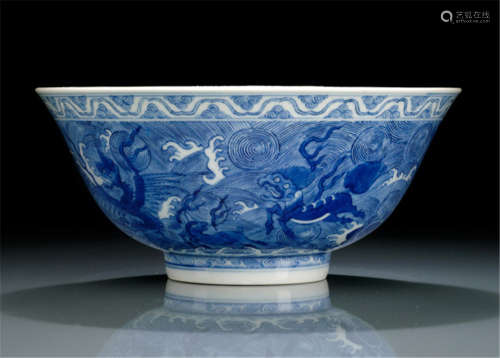 A BLUE AND WHITE PORCELAIN BOWL WITH SEA CREATURES