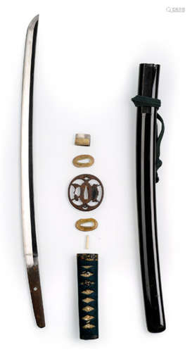 A WAKIZASHI IN BLACK LACQUER SHEATH, Japan, the blade signed Kanemune (?), Koto period, the mounting and the sheath late Edo period - Property from a South German private collection - Kozuka lost