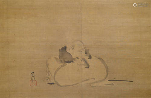 KANÔ TSUNENOBU (Japan, 1636-1713), a  painting of seated Hotei with a staff and his filled bag. Ink on silk. Signed and sealed: Ukon - Provenance: Purchased from Rittershofer, Berlin, Sale 48, 10.11.1976, Nr. 1275 - mounted as a hanging scroll with bone ends