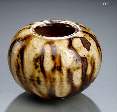 A SMALL BROWN-SPLASHED JARLET, China, Tang dynasty-Property from an old Austrian private collection-Very minor traces of age