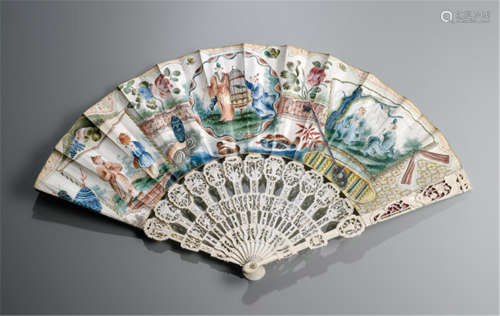AN IVORY FAN WITH CHINESE STYLE PAINTING, German or French, 19th ct. - Minor traces of age