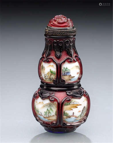A FINE GLASS SNUFF BOTTLE IN THE SHAPE OF A GOURD VASE DECORATED WITH METICULOUS MINIATURE LANDSCAPES