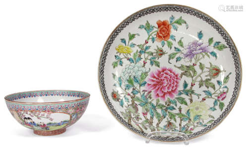 A POLYCHROME DECORATED PORCELAIN PLATE AND BOWL DEPICTING PEONIES AND FIGURAL SCENES, China, 20th ct. - Property from an old Belgian private collection, acquired prior 1990