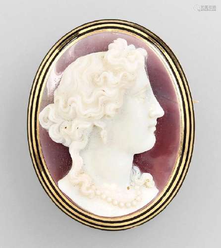 Antique layer agate cameo