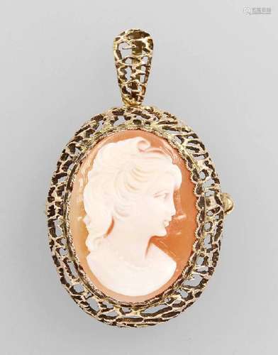 8 kt gold Brooch/Pendant with shell cameo