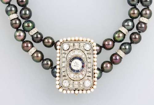 Clasp/Brooch with sapphires and diamonds, YG 585/000