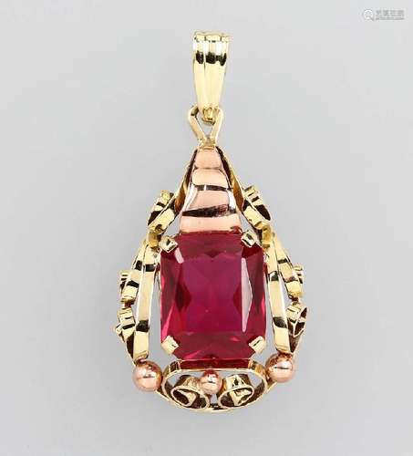 14 kt gold pendant with synth. spinel