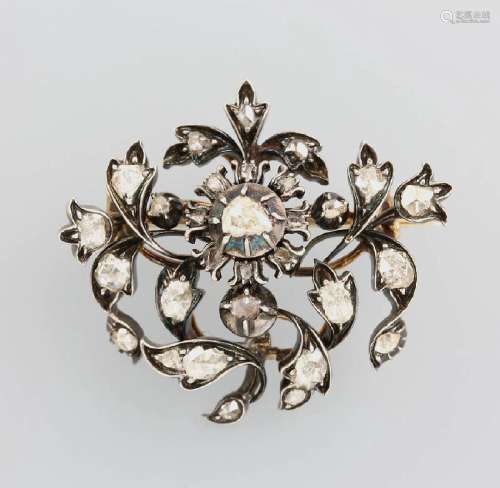 8 kt gold brooch with diamonds, german approx.1870s