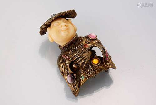 Brooch with rhine stones and synthetical, metal gilded