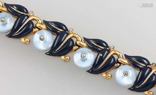 TRIFARI bracelet, metal gilded