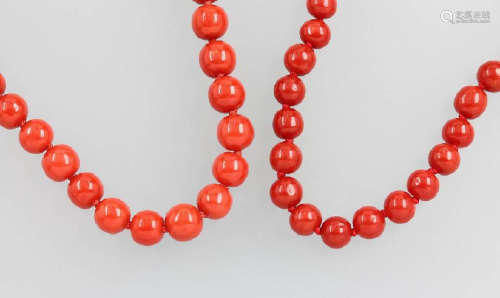 Lot 2 coral chains