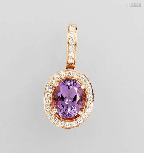 18 kt gold pendant with amethyst and brilliants