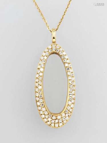 18 kt gold pendant with brilliants